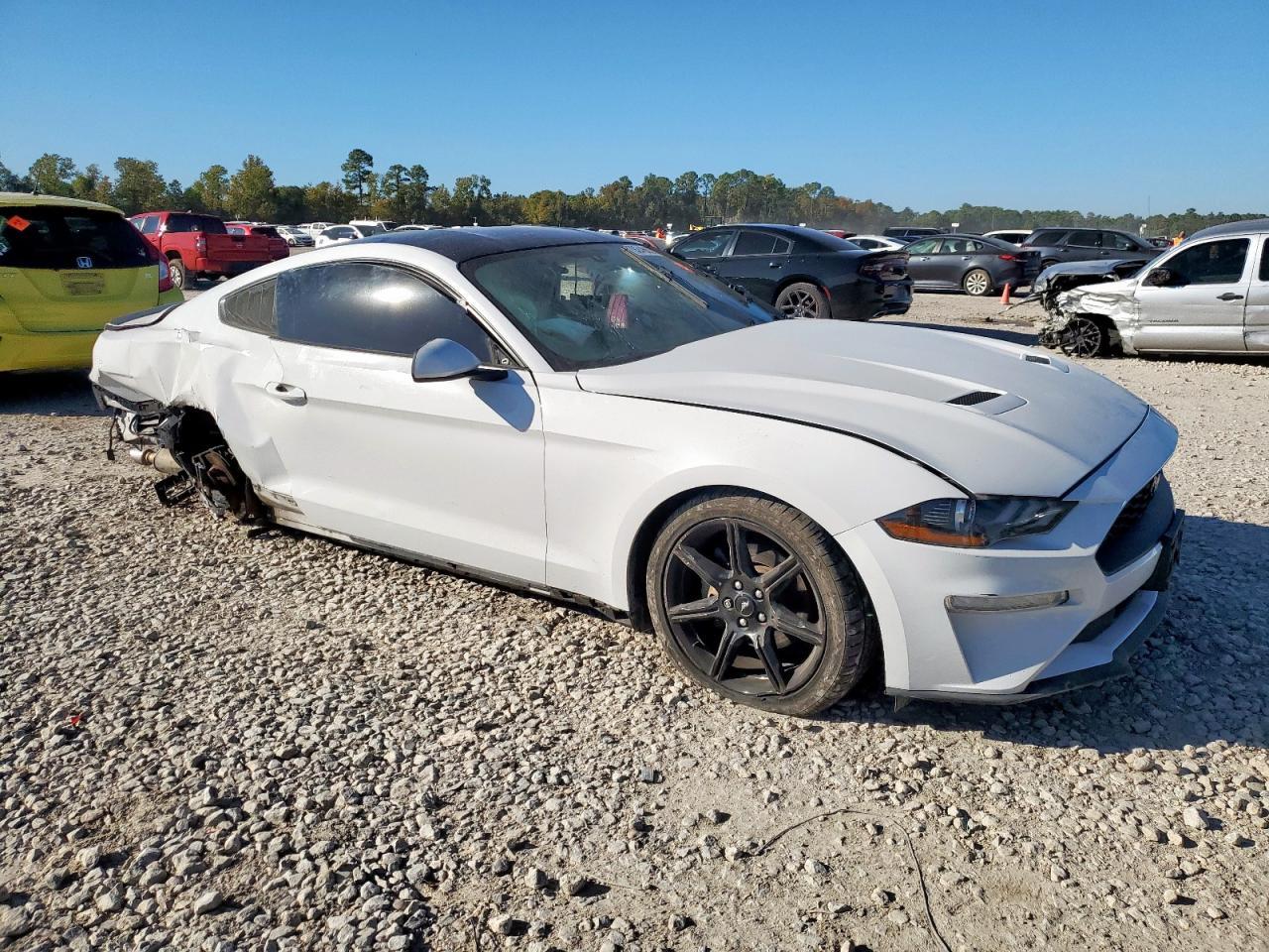 2020 Ford Mustang - Фото 4