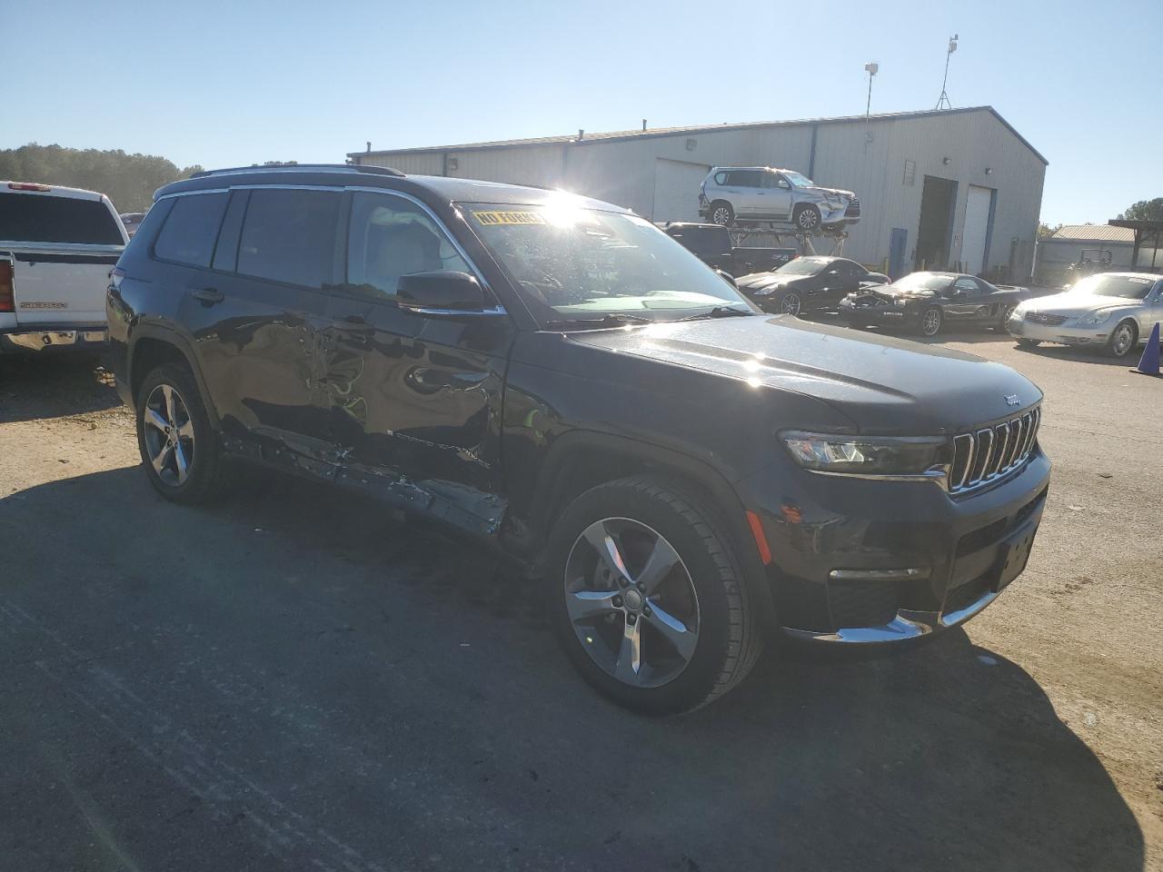 2022 Jeep Grand Cherokee L Limited - Image 4
