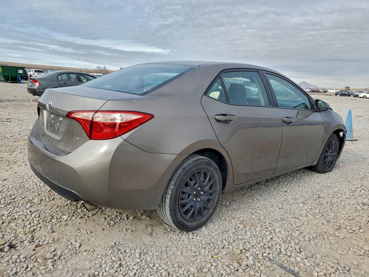 2017 Toyota Corolla L - Фото 3