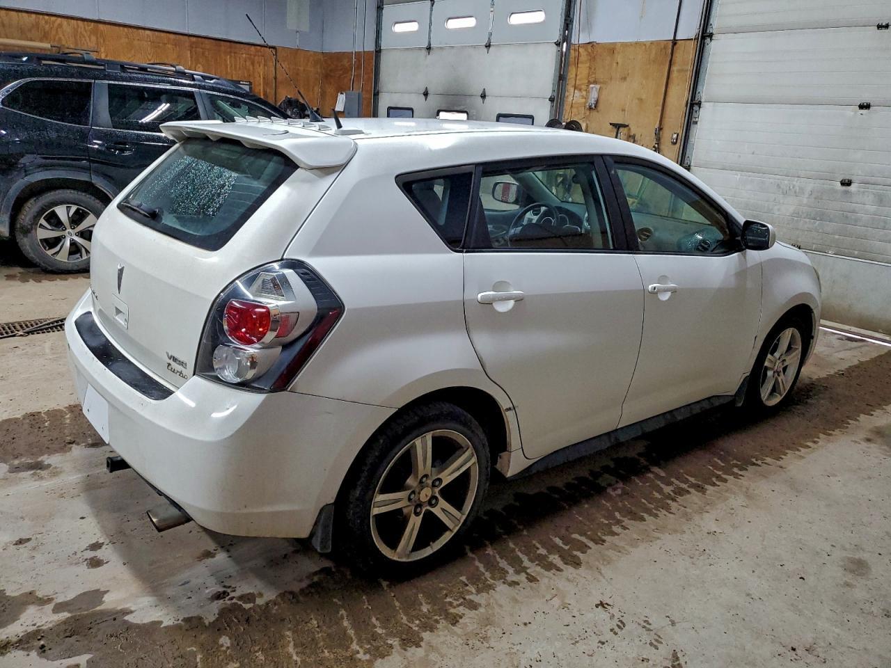 2009 Pontiac Vibe - Фото 3