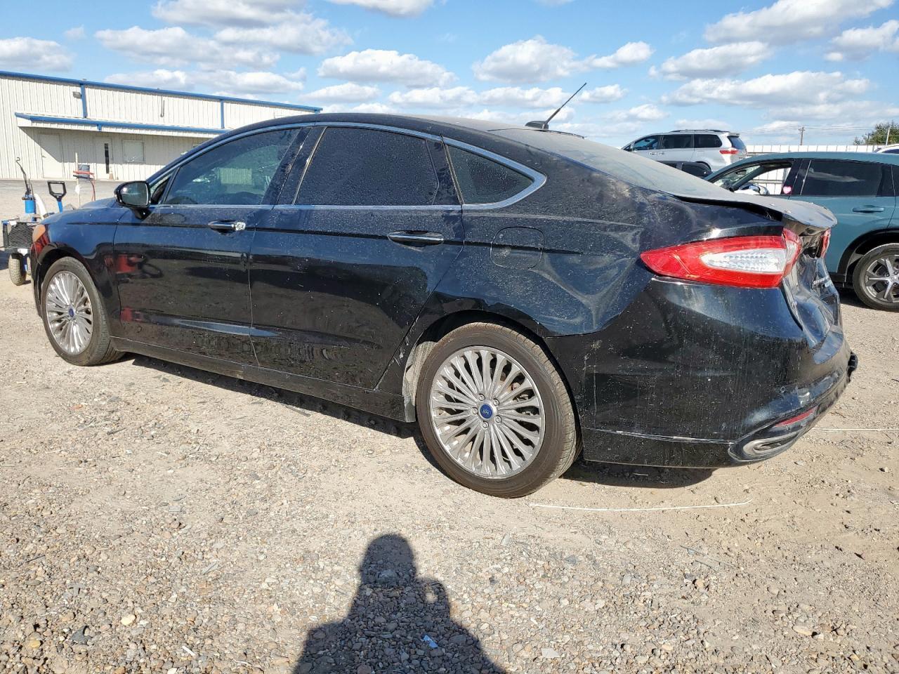 2014 Ford Fusion Titanium - Image 2
