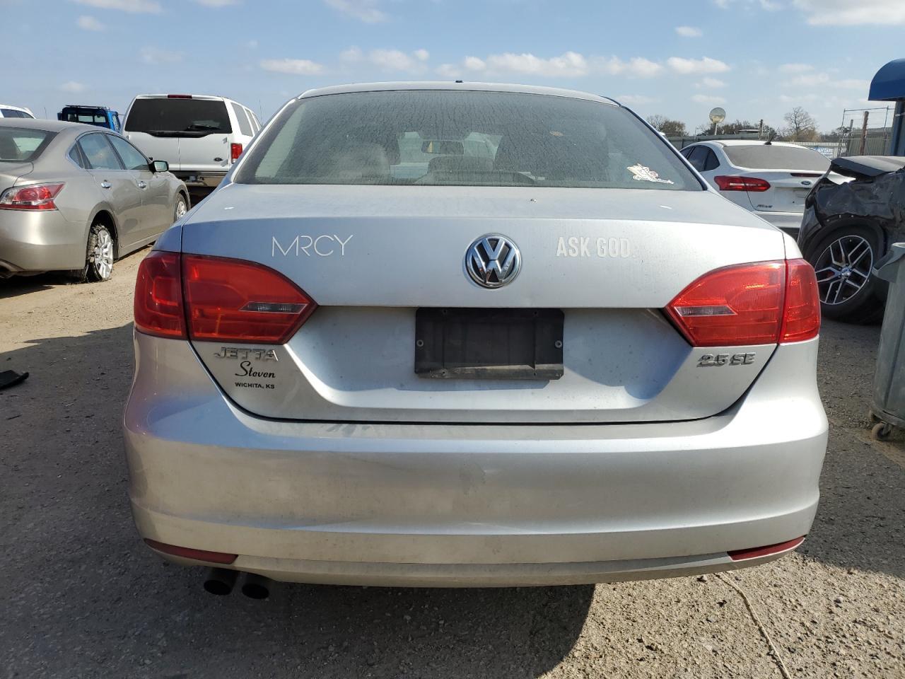 2011 Volkswagen Jetta Se - Image 6