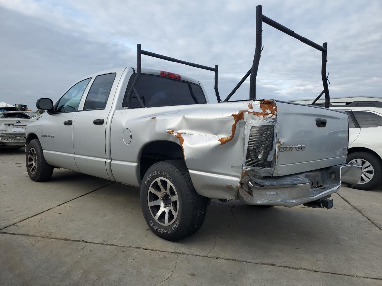 2004 Dodge Ram 1500 St - Фото 2