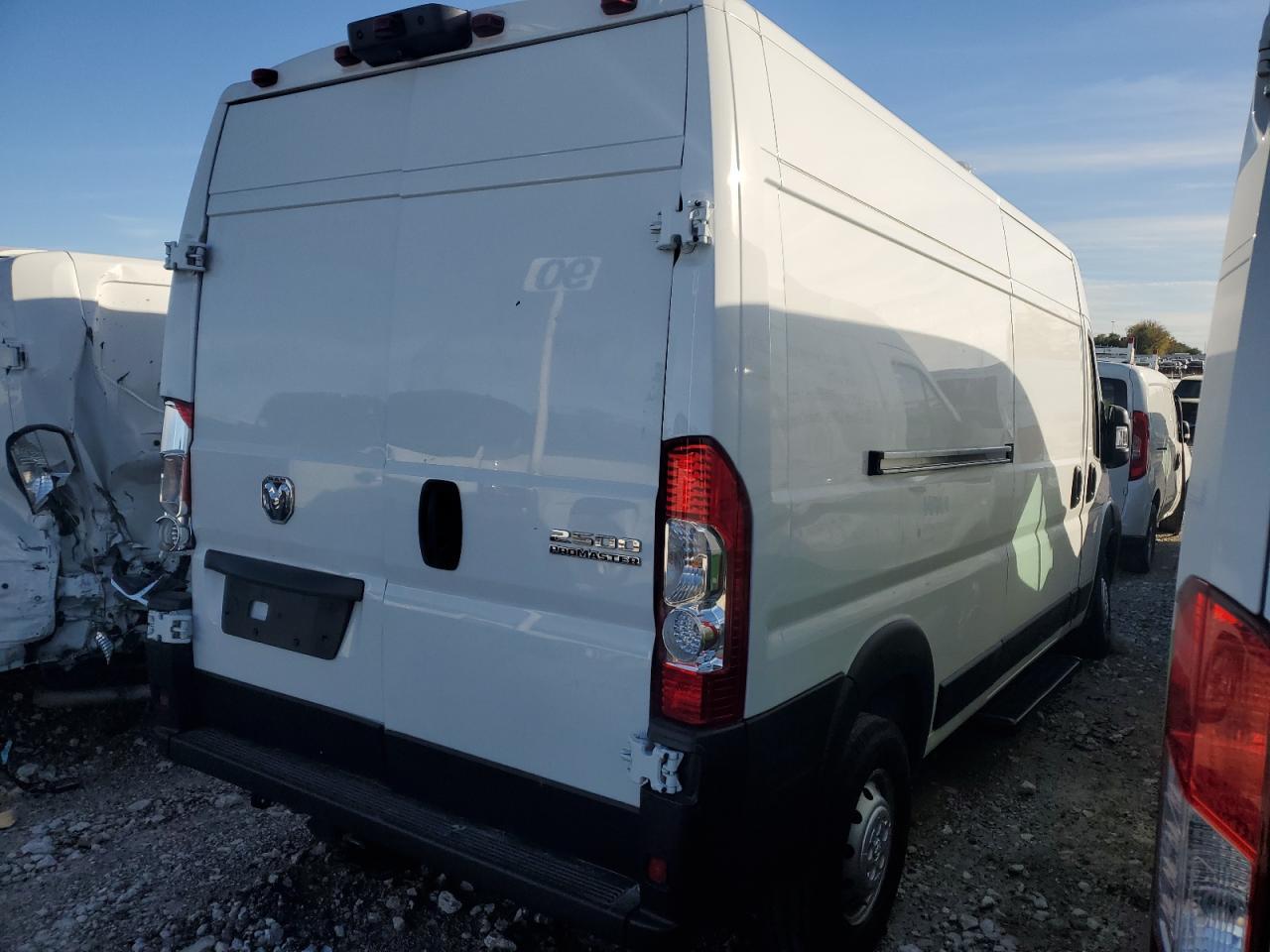 2023 Ram Promaster 2500 2500 High - Фото 3