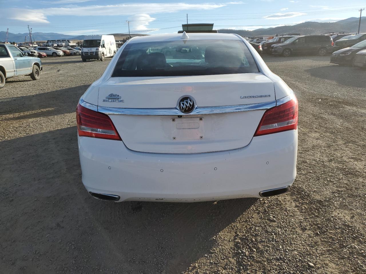 2016 Buick Lacrosse - Фото 6