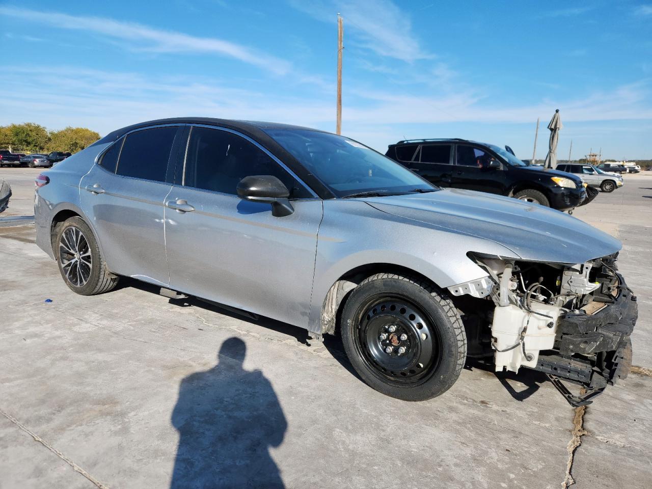 2018 Toyota Camry L - Фото 4