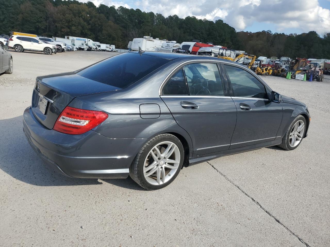 2014 Mercedes-Benz C 250 - Image 3
