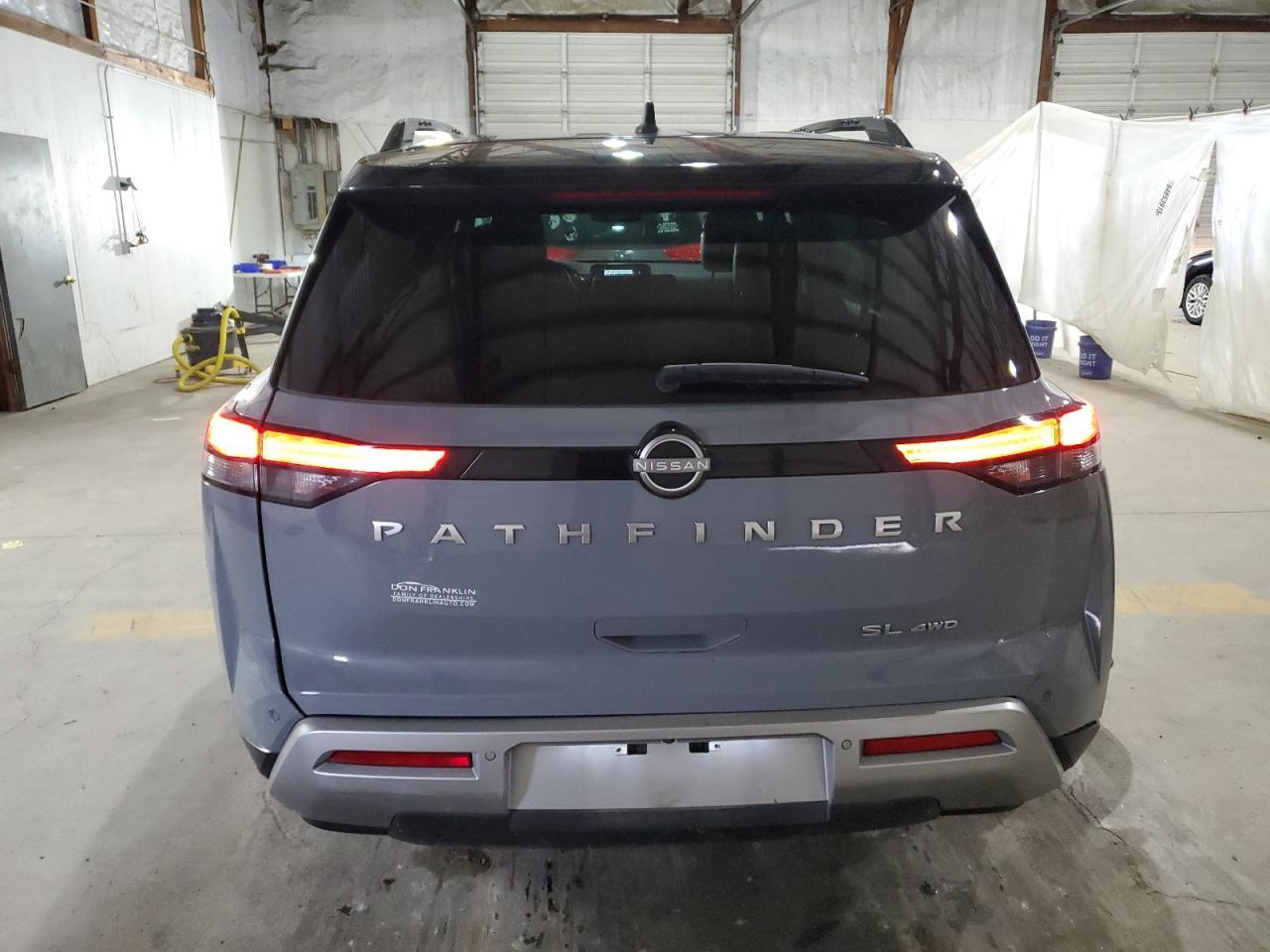 2024 Nissan Pathfinder Sl - Image 6