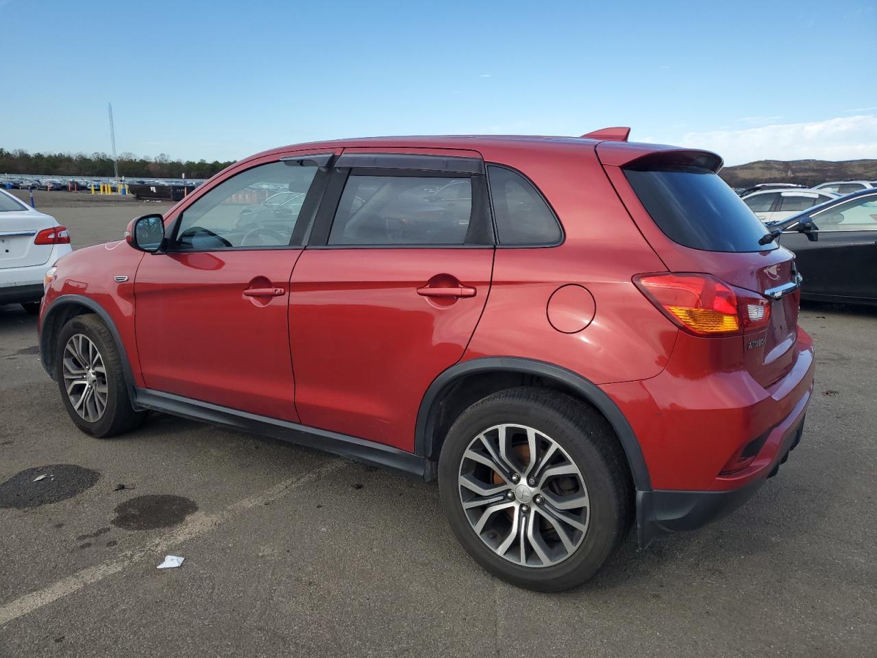 2019 Mitsubishi Outlander Sport Es - Image 2