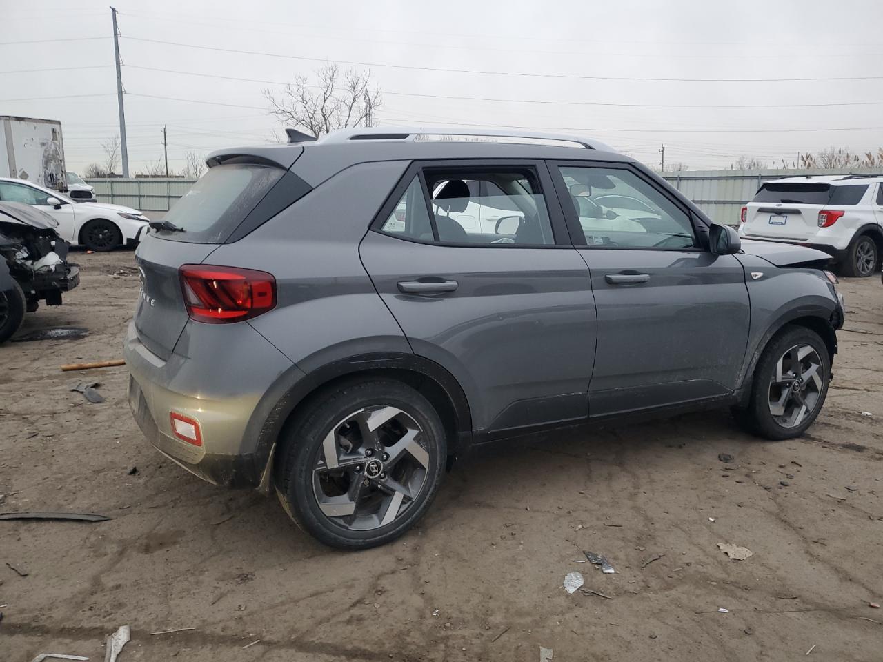 2021 Hyundai Venue Sel - Фото 3