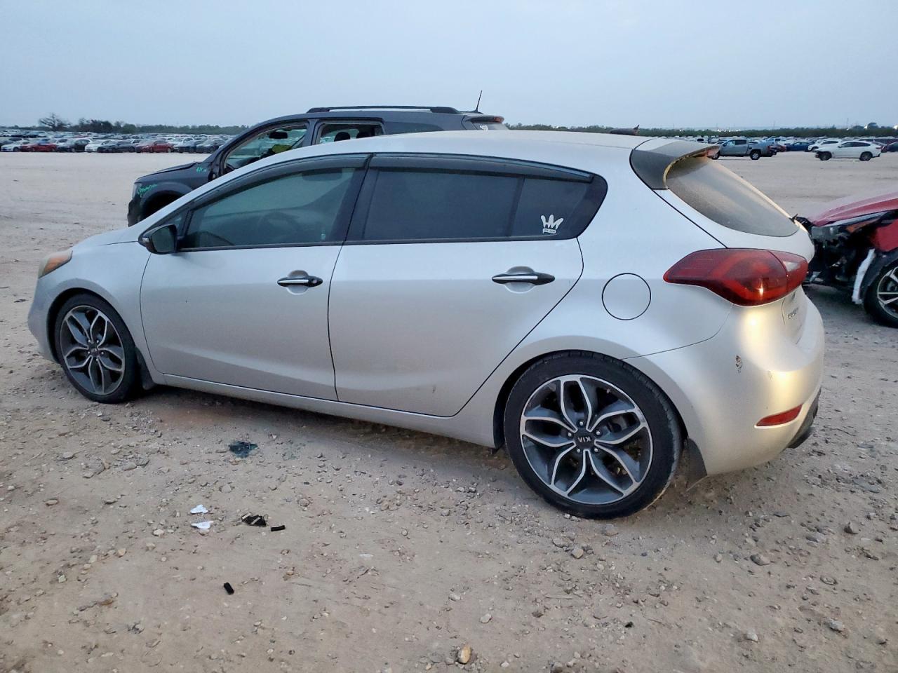 2015 Kia Forte Sx - Фото 2