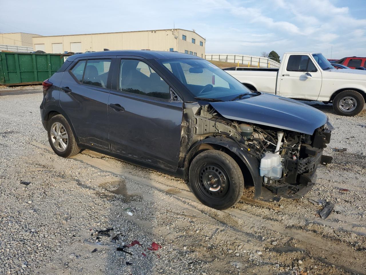 2021 Nissan Kicks S - Фото 4