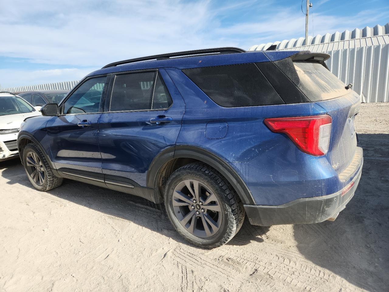 2022 Ford Explorer Xlt - Image 2