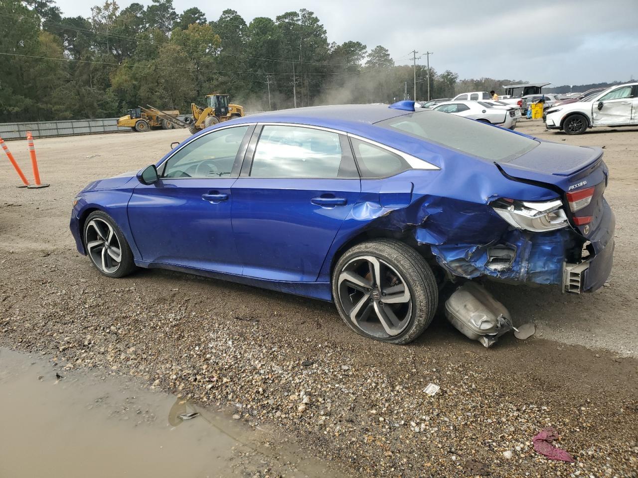 2020 Honda Accord Sport - Image 2