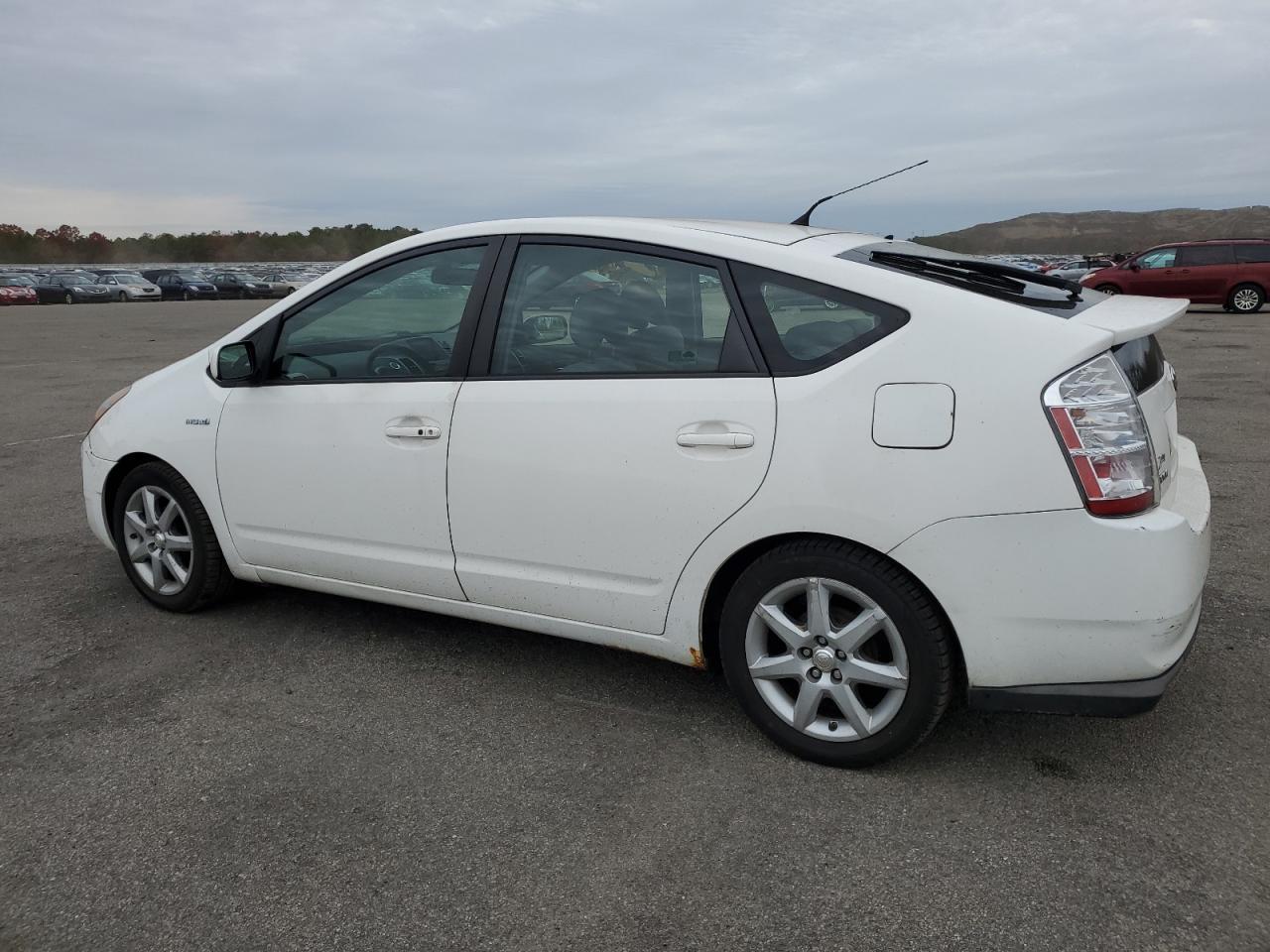 2008 Toyota Prius - Image 2