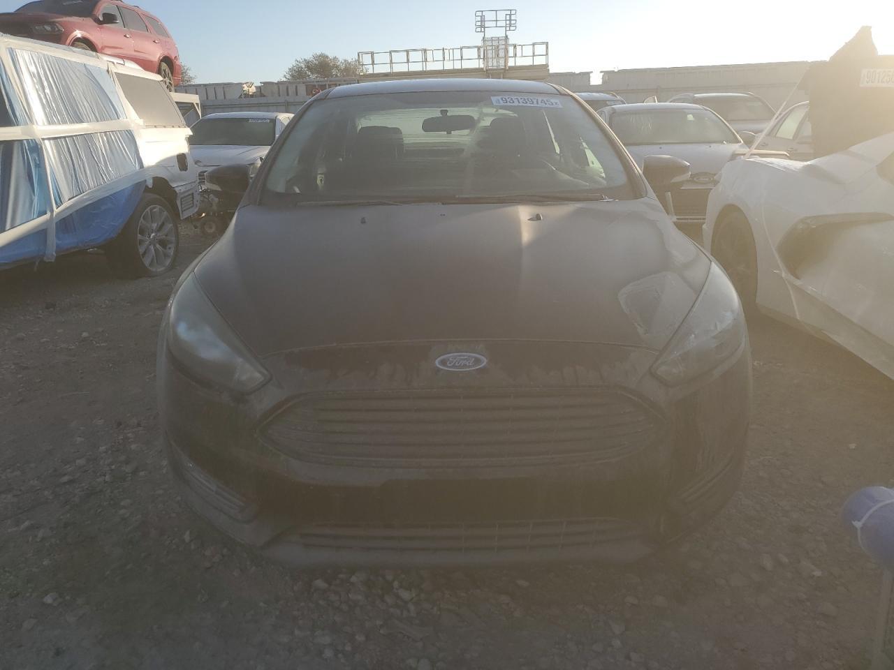 2017 Ford Focus Se - Фото 5