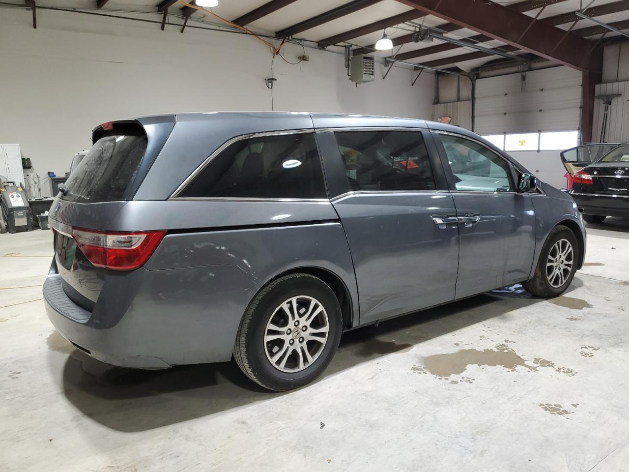 2012 Honda Odyssey Ex - Фото 3