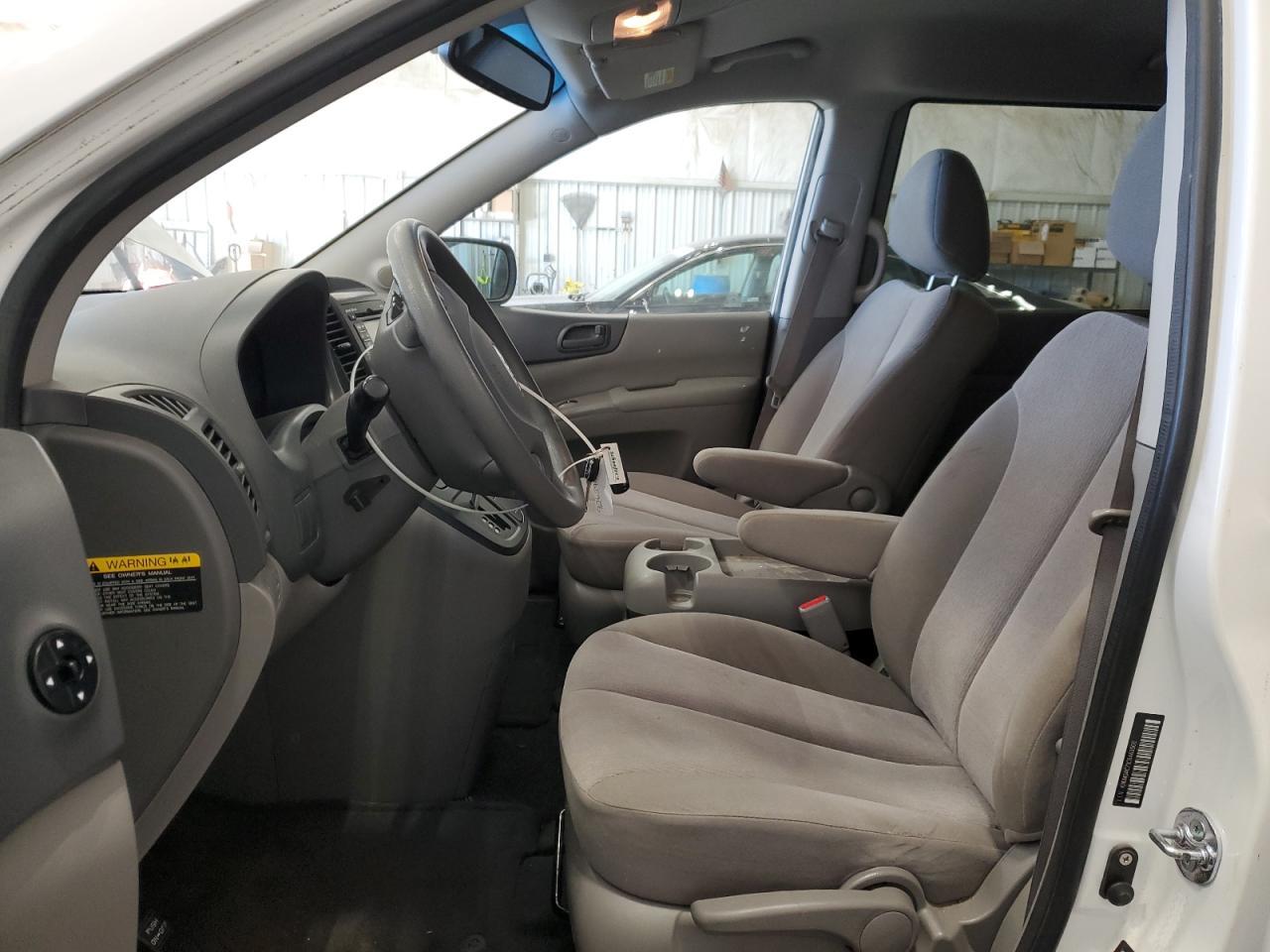 2012 Kia Sedona Lx - Фото 7