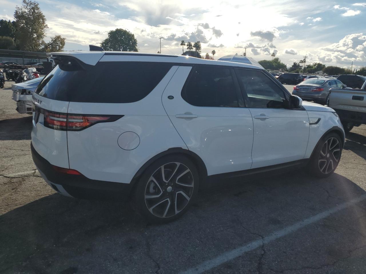 2018 Land Rover Discovery Hse - Фото 3
