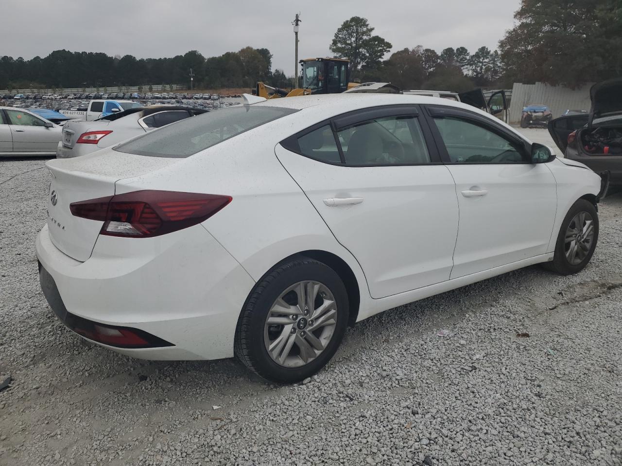 2020 Hyundai Elantra Sel - Фото 3