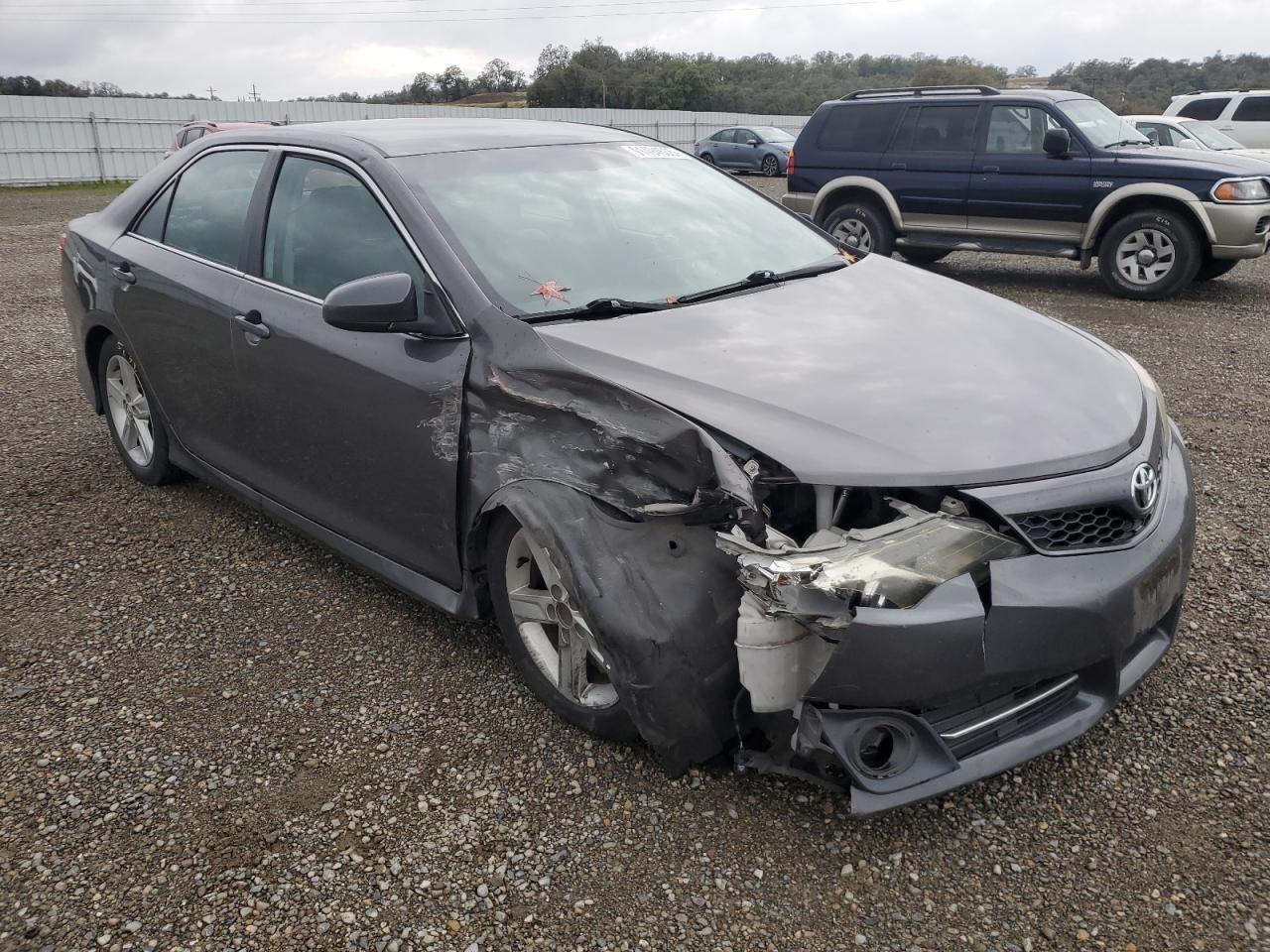 2014 Toyota Camry - Фото 4