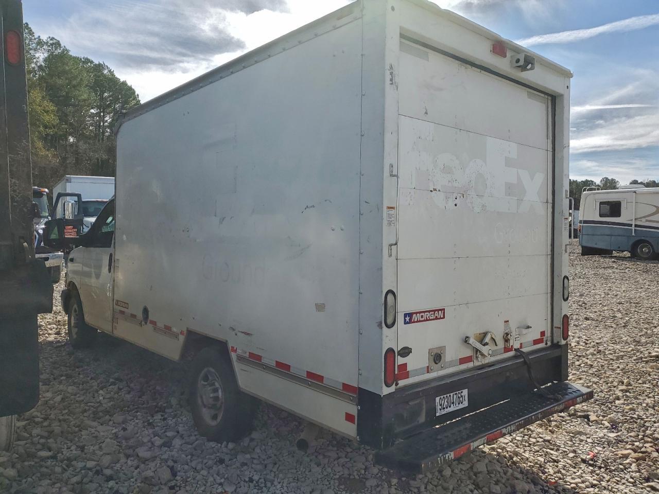 2020 Chevrolet Express 3500 Delivery Van - Image 2