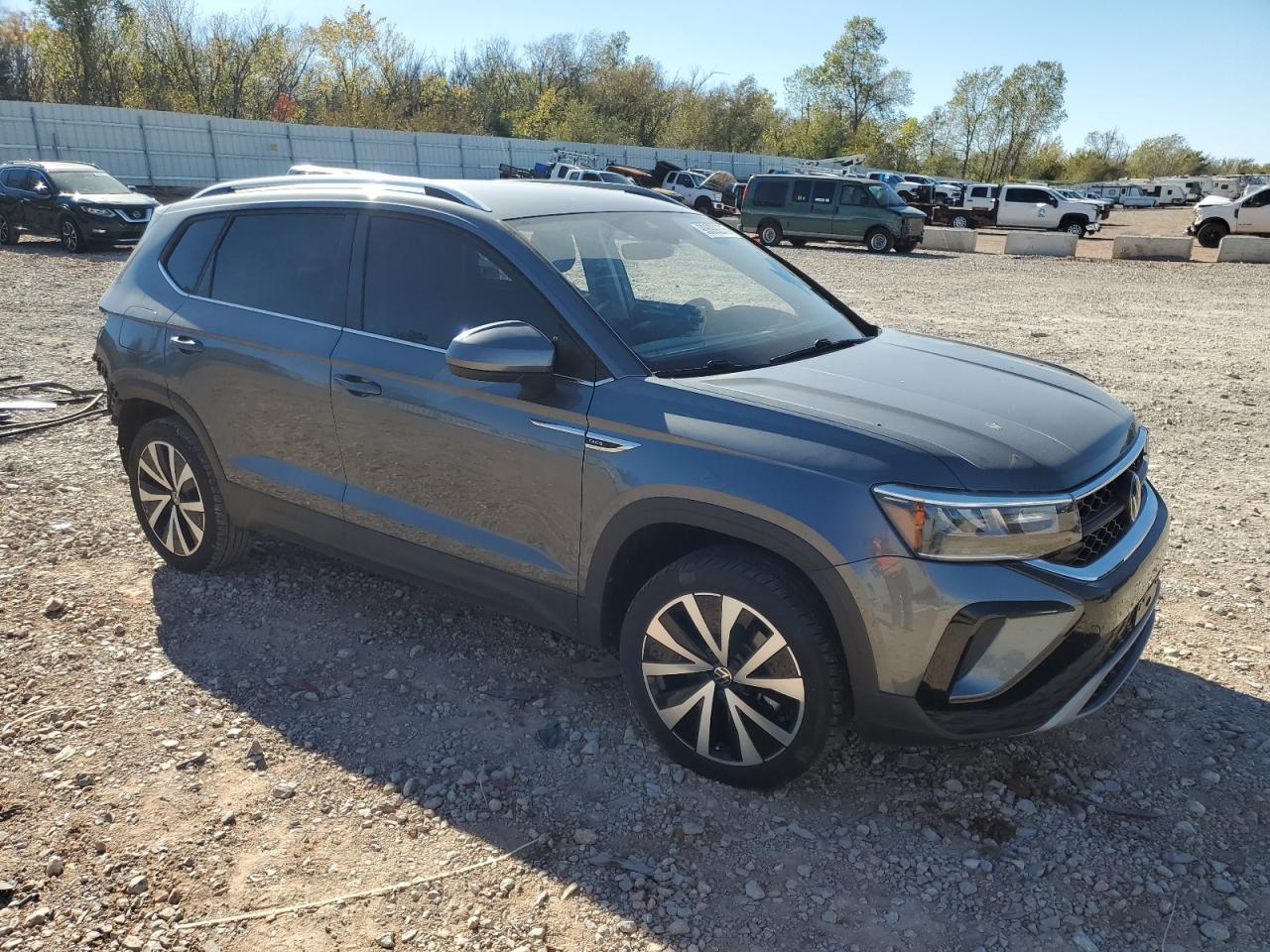 2024 Volkswagen Taos Se - Image 4