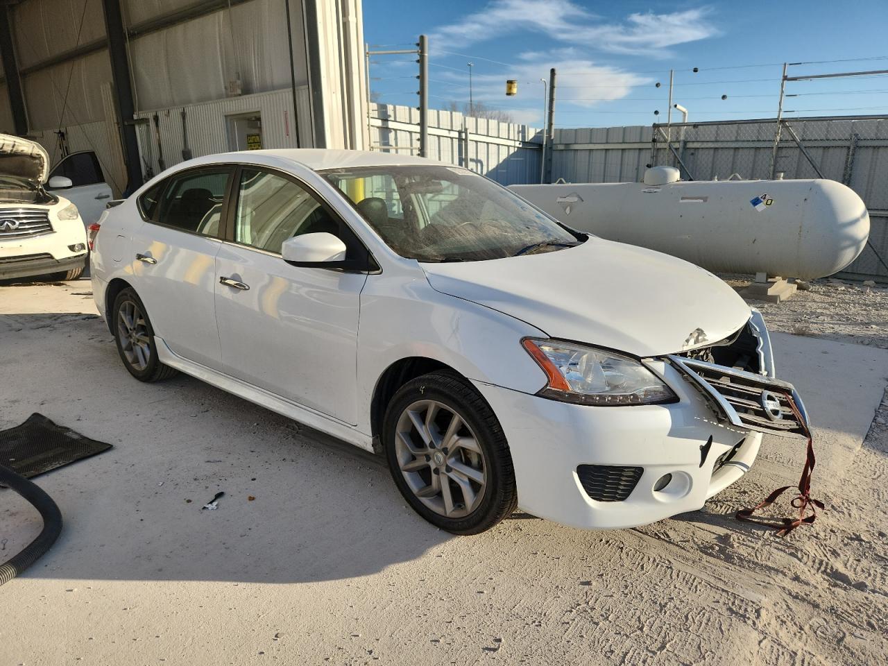 2014 Nissan Sentra S - Фото 4