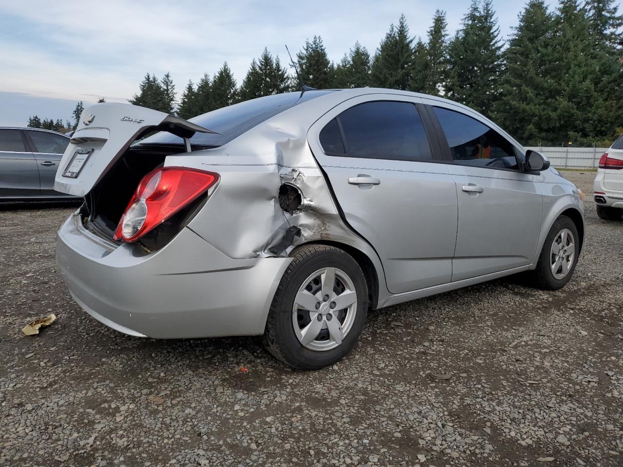 2013 Chevrolet Sonic Ls - Фото 3