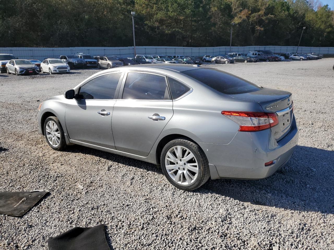2014 Nissan Sentra S - Фото 2