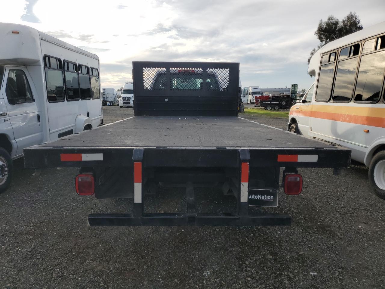 2021 International Silverado Flatbed Truck - Фото 6