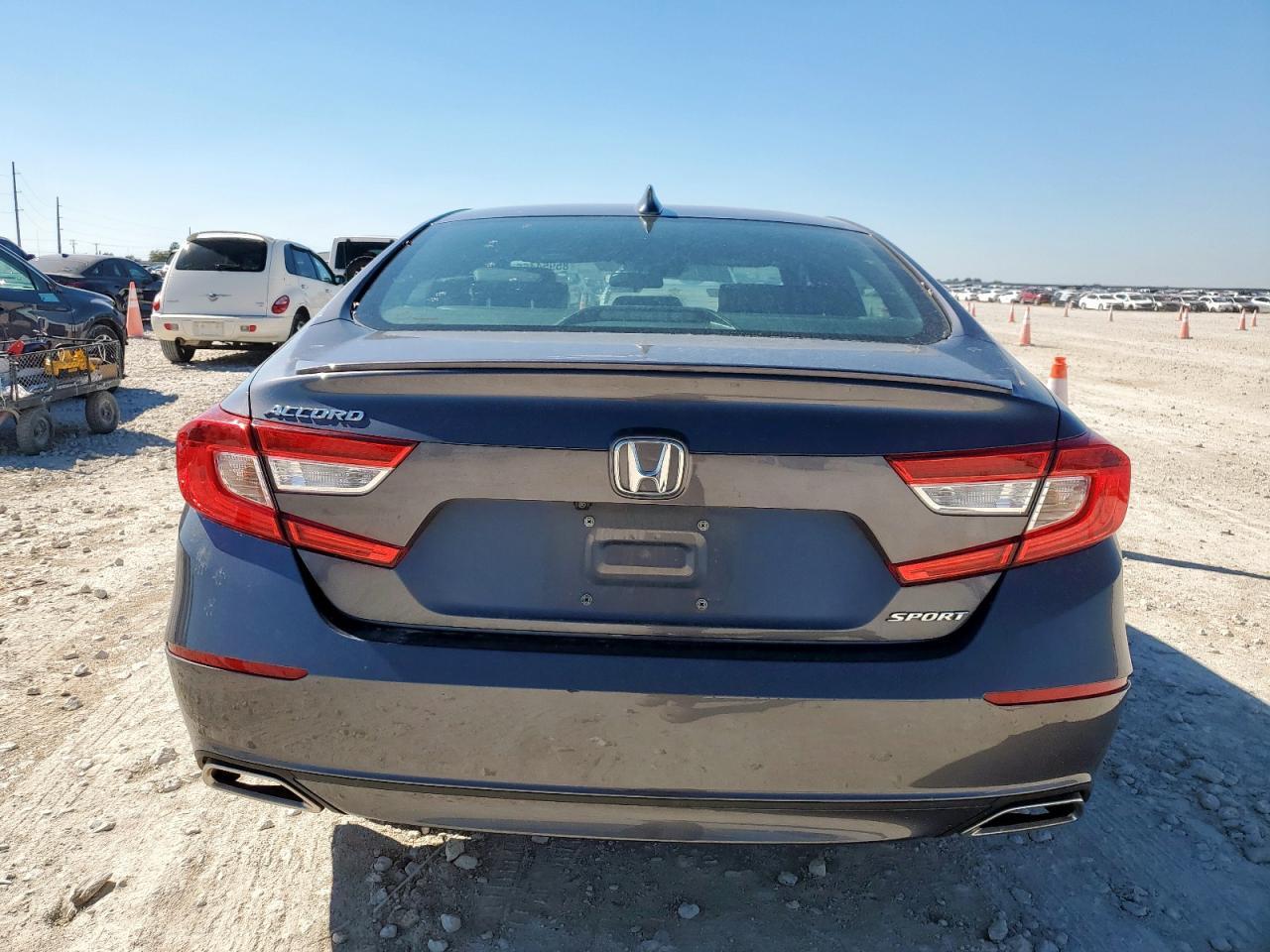 2020 Honda Accord Sport - Image 6