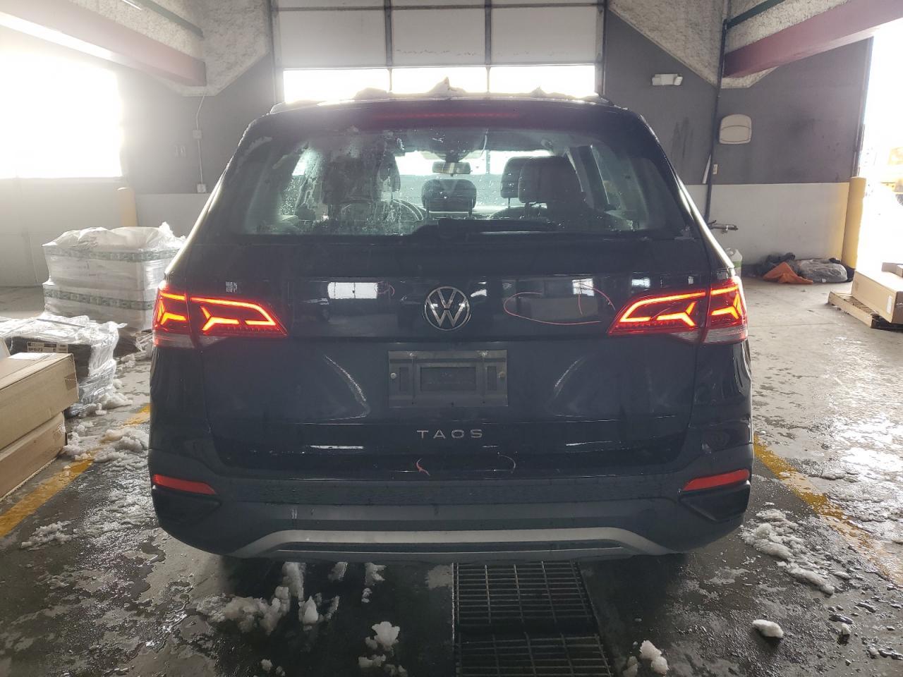 2022 Volkswagen Taos S - Image 6