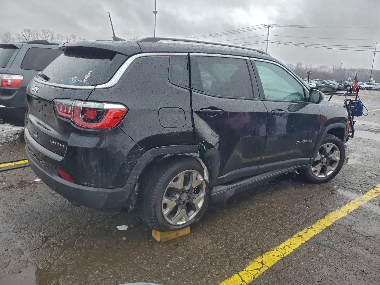 2020 Jeep Compass Limited - Image 3