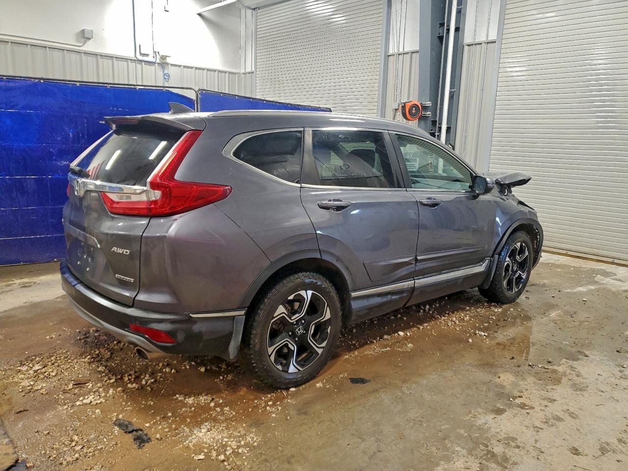 2017 Honda Cr-V Touring - Image 3