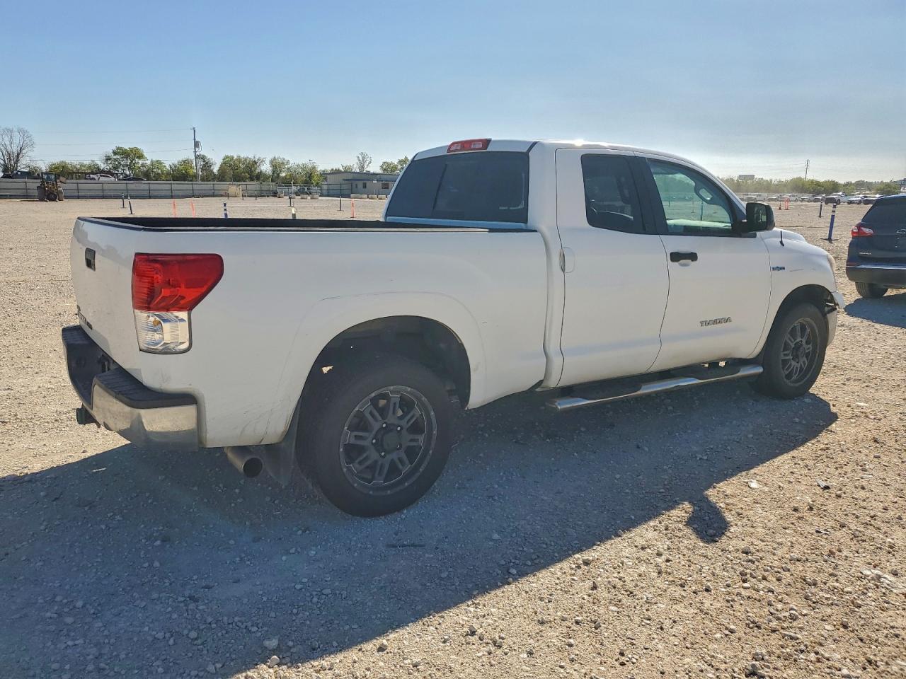 2012 Toyota Tundra - Image 3