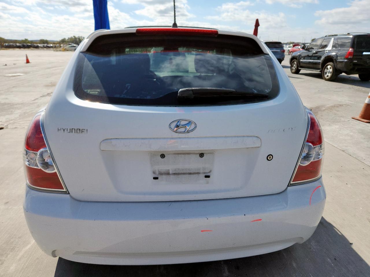 2007 Hyundai Accent Se - Image 6