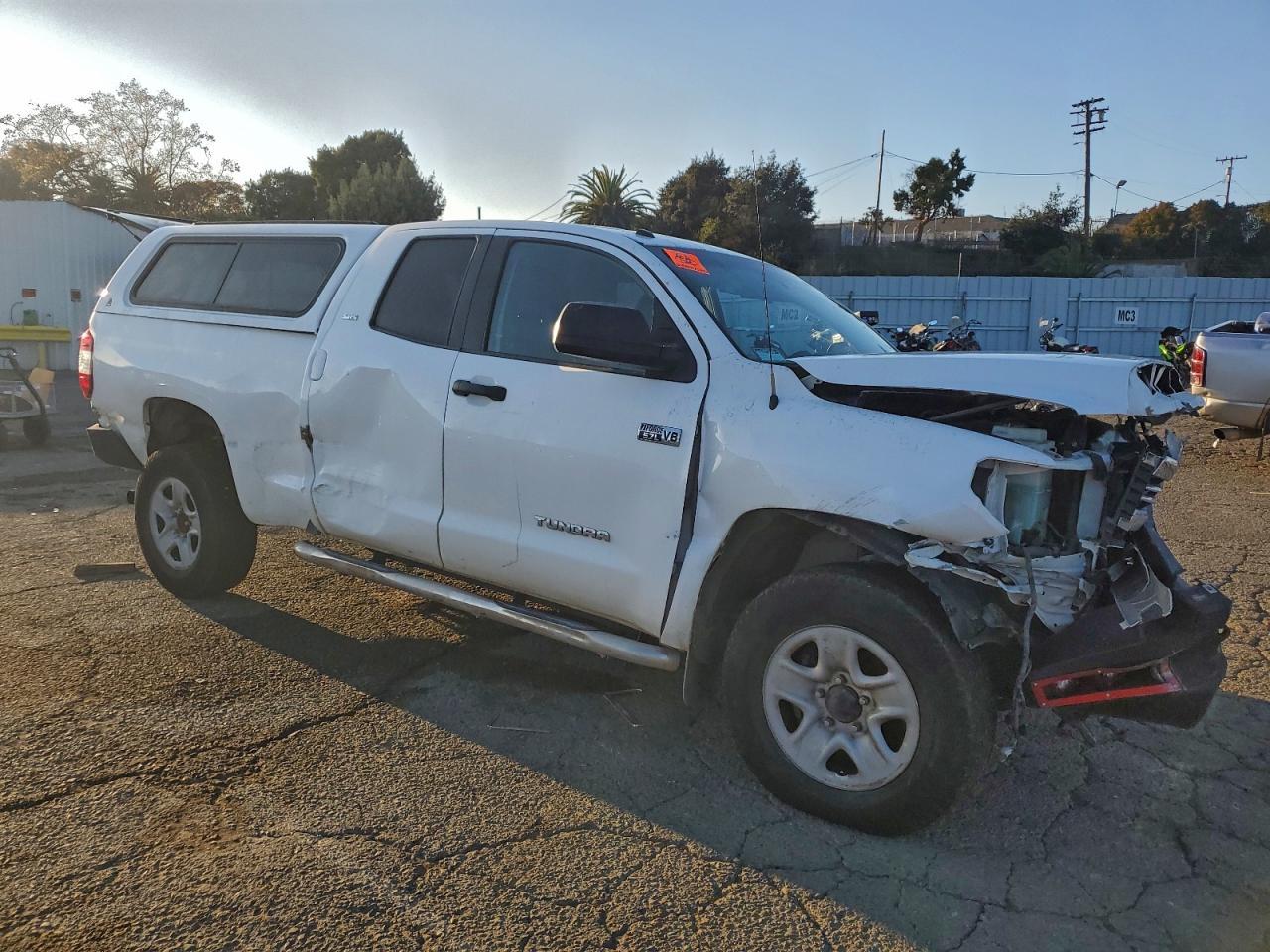 2017 Toyota Tundra Double Cab Sr - Image 4