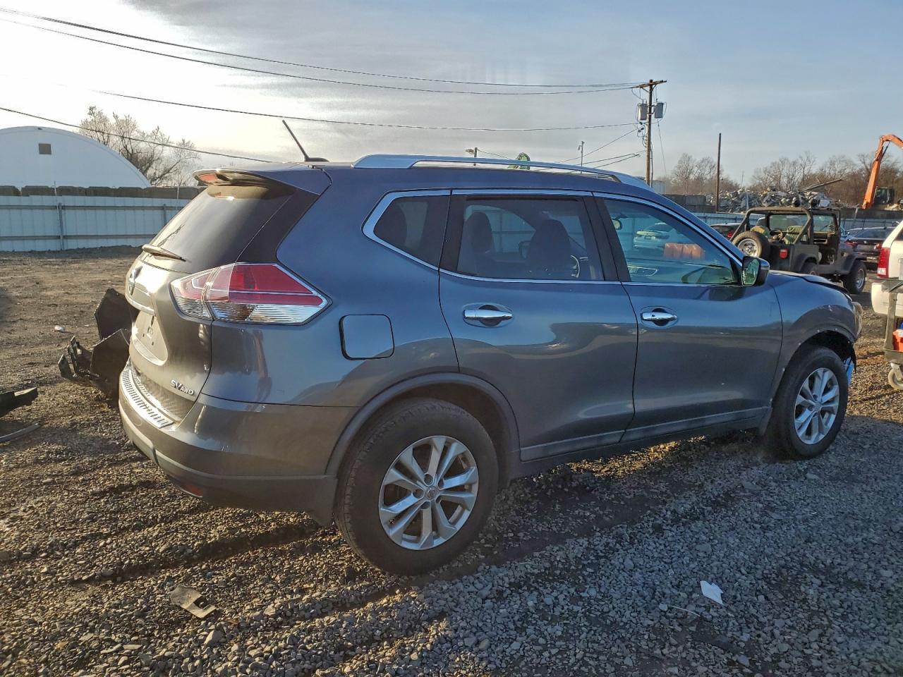 2016 Nissan Rogue S - Фото 3