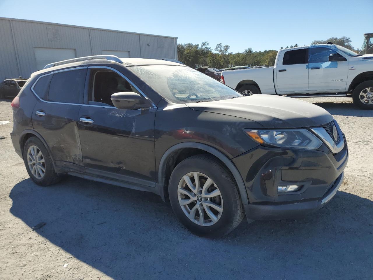 2018 Nissan Rogue S - Фото 4
