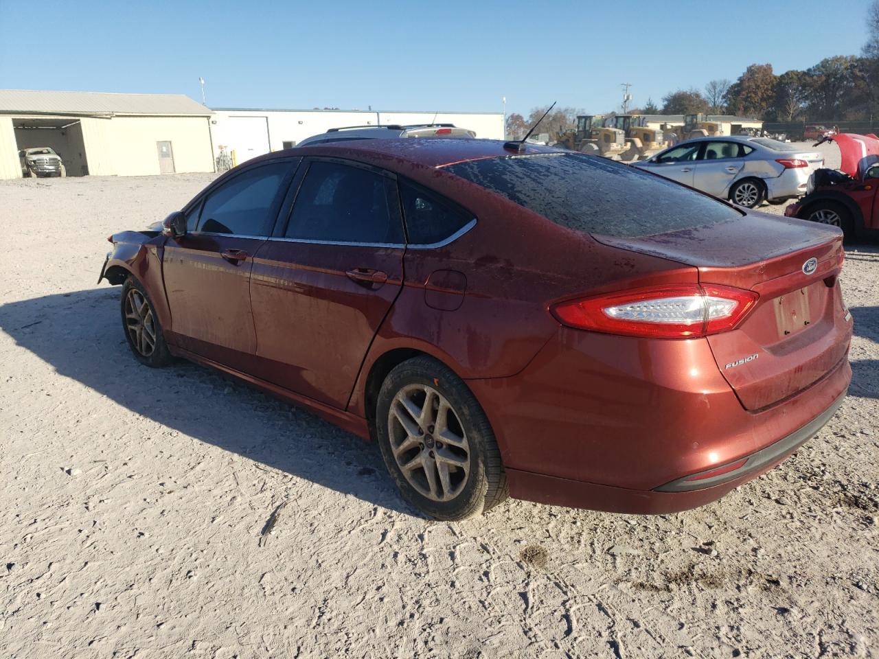2014 Ford Fusion Se - Image 2