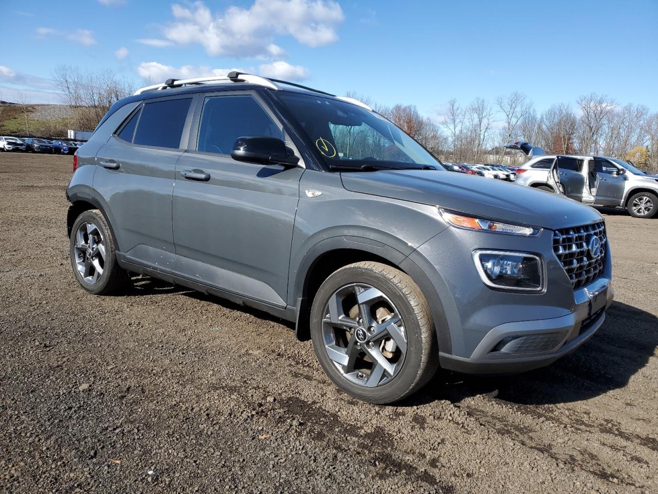 2023 Hyundai Venue - Image 4