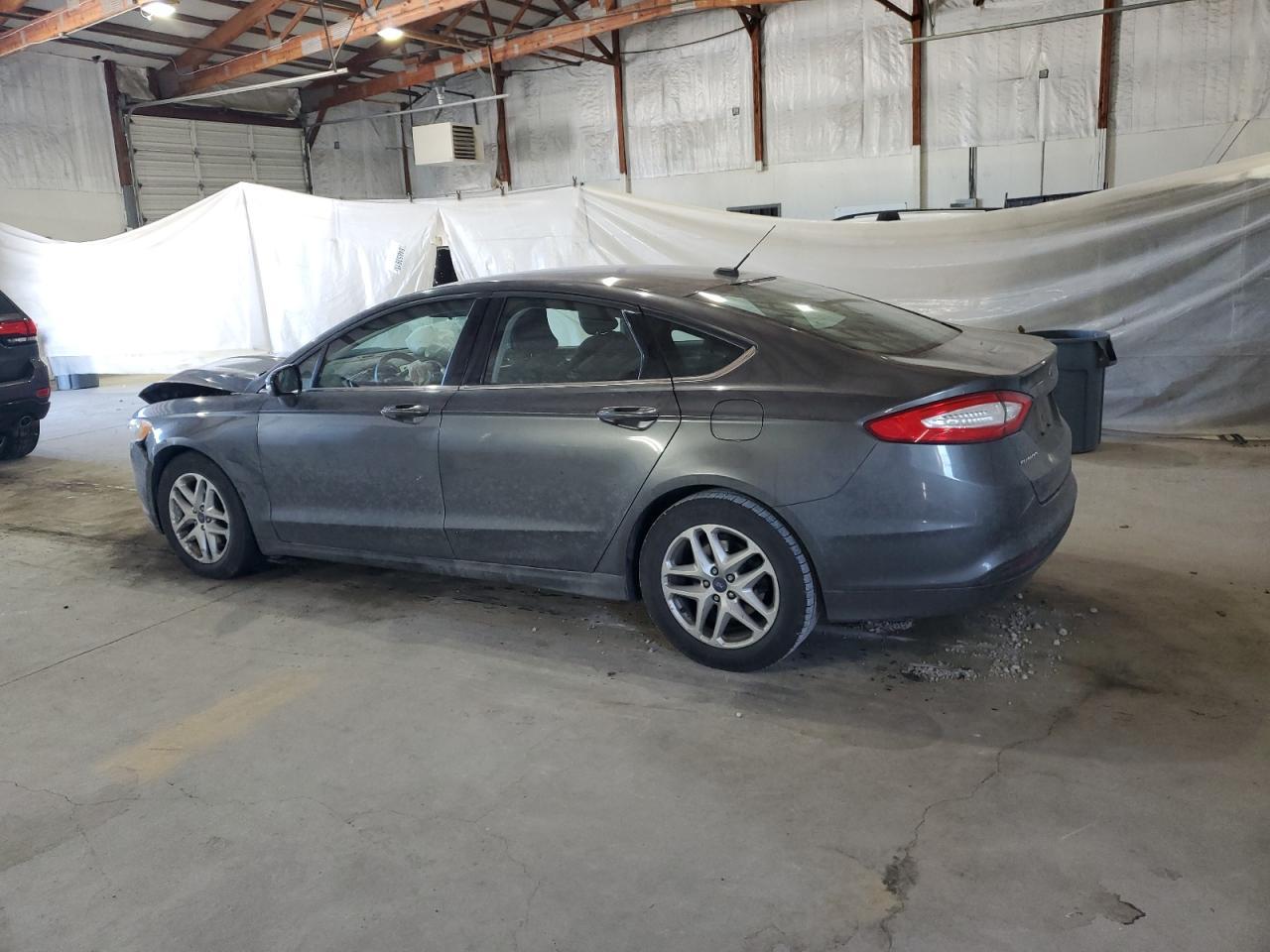 2016 Ford Fusion Se - Фото 2