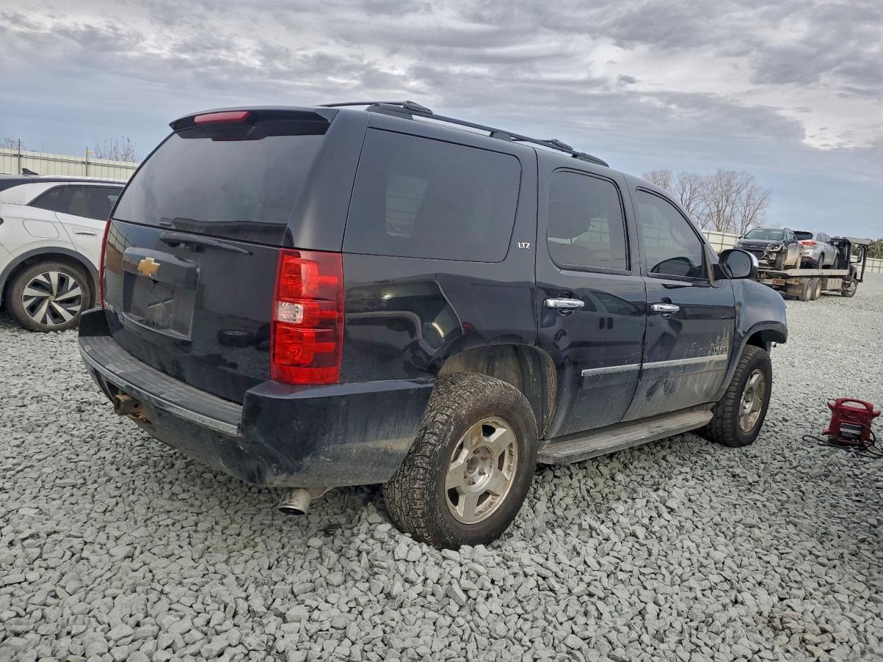 2014 Chevrolet Tahoe K1500 Ltz - Image 3