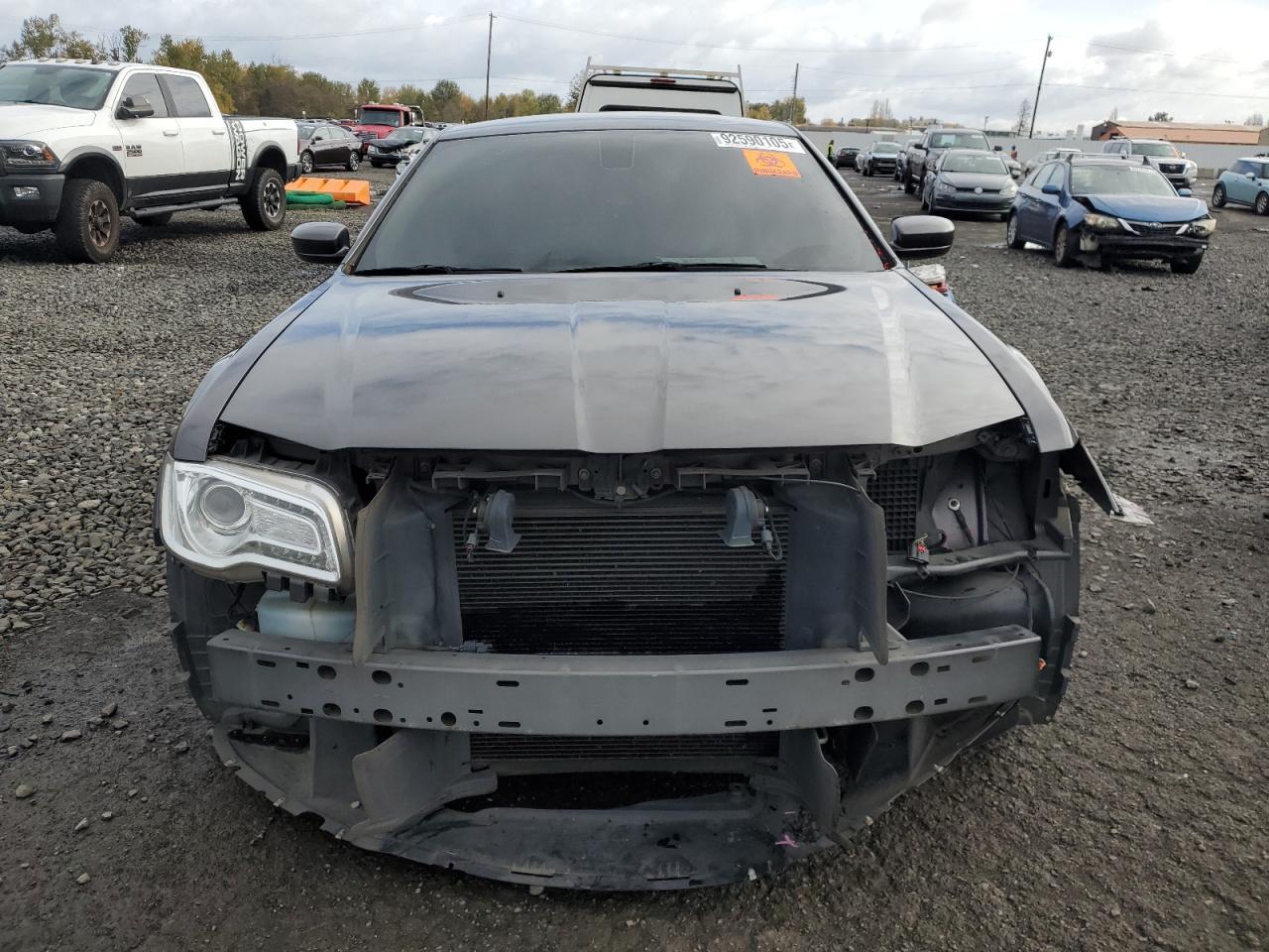 2016 Chrysler 300 Limited - Image 5