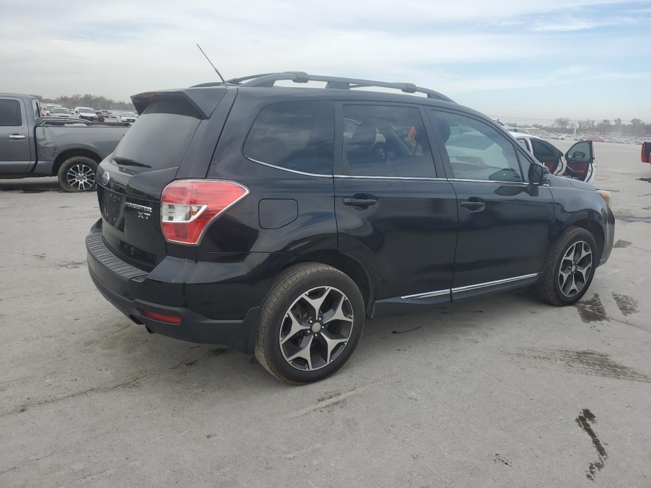 2015 Subaru Forester 2.0Xt Touring - Фото 3