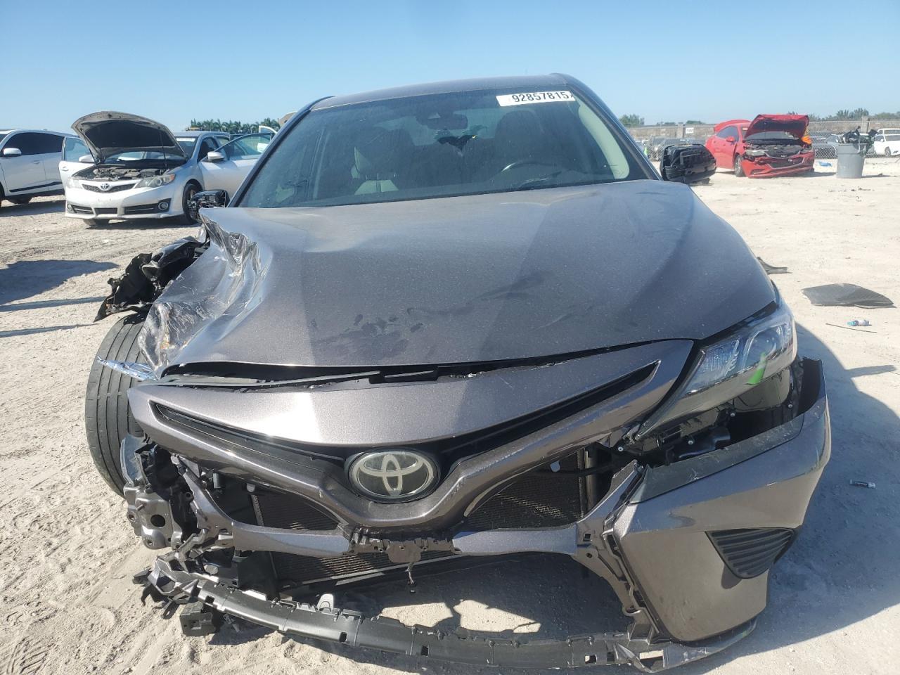 2020 Toyota Camry Se - Image 5