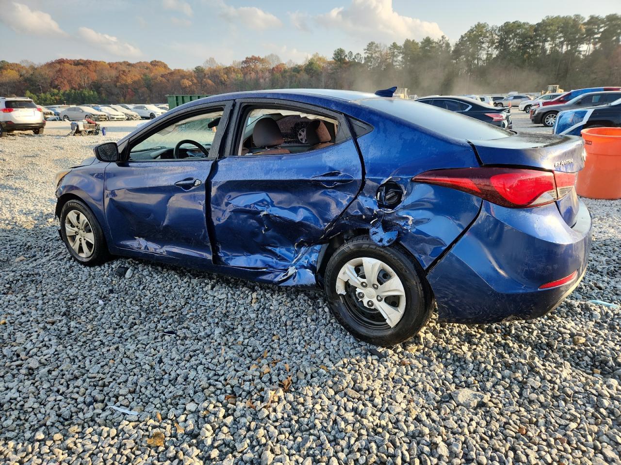 2016 Hyundai Elantra Se - Image 2