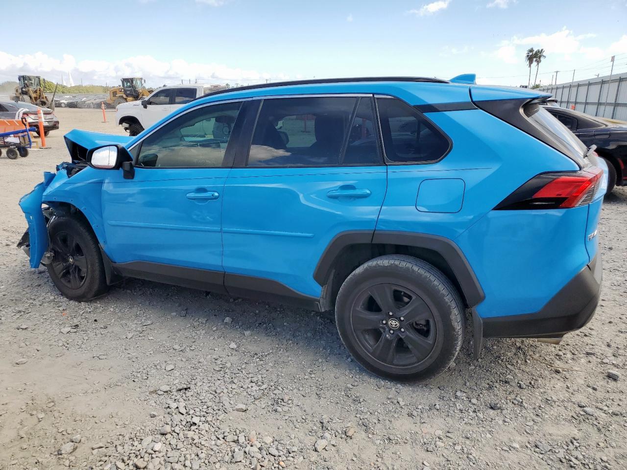 2020 Toyota Rav4 Xle - Image 2