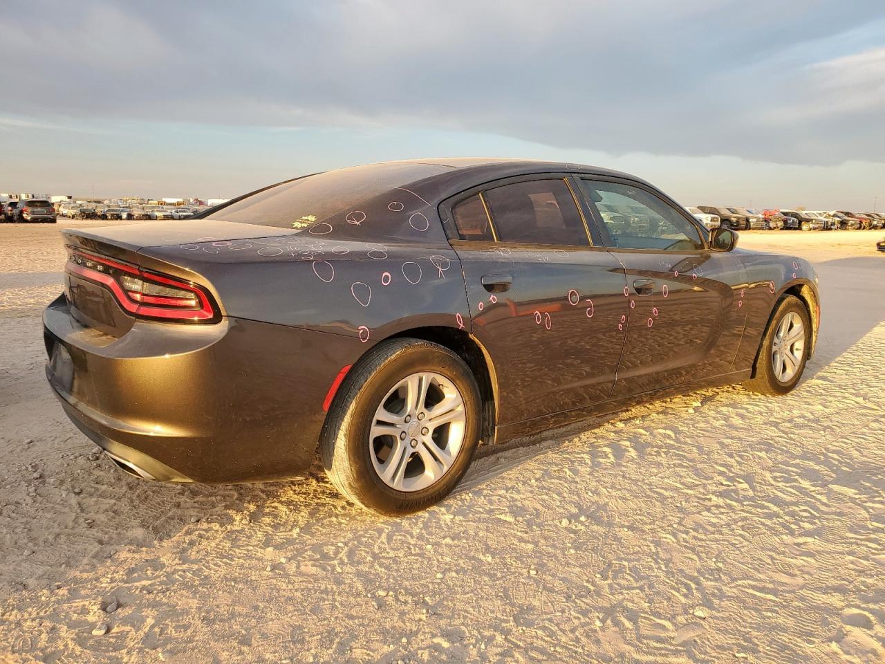 2017 Dodge Charger Se - Image 3